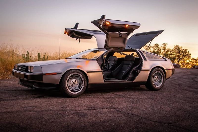 DeLorean DMC-12