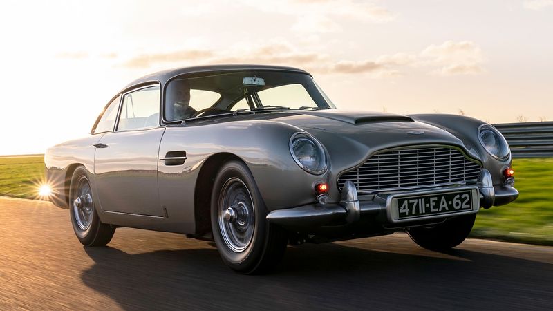 Aston Martin DB5 (Goldfinger, 1964)