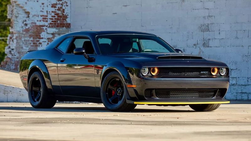 Dodge Challenger SRT Demon