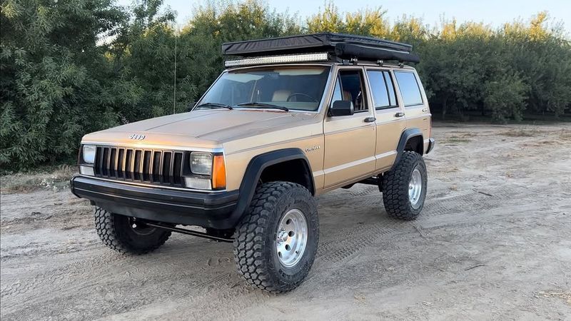 Jeep Cherokee XJ