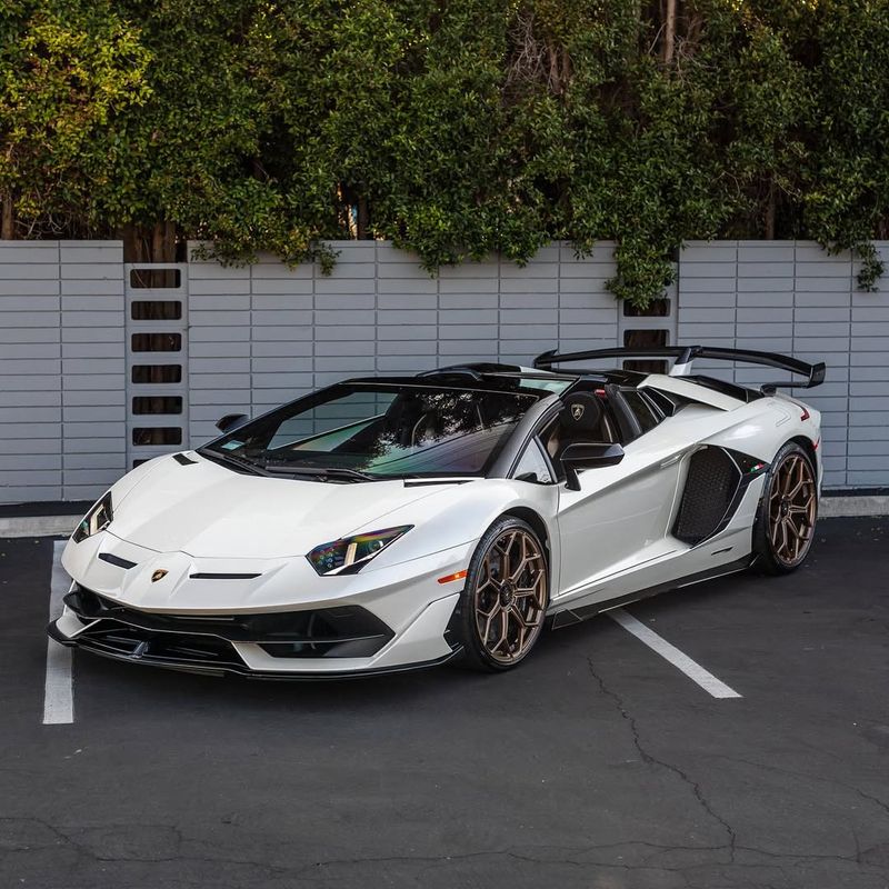 Lamborghini Aventador SVJ