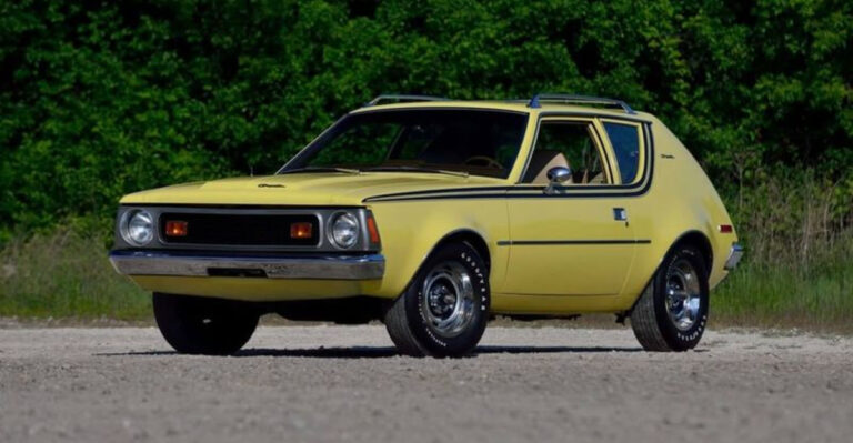 14 Terrible Cars That Somehow Still Developed Cult Followings