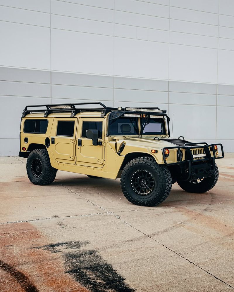 Hummer H1