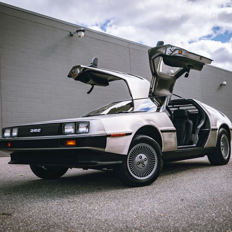 DeLorean DMC-12 (1981)