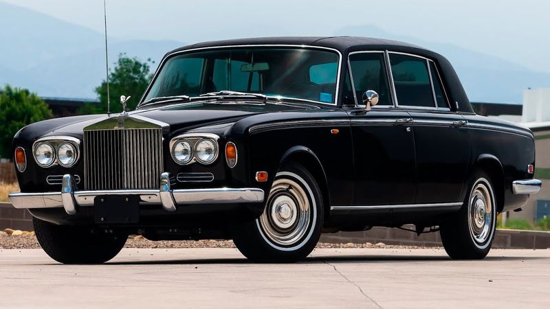 Rolls-Royce Silver Shadow (1965)