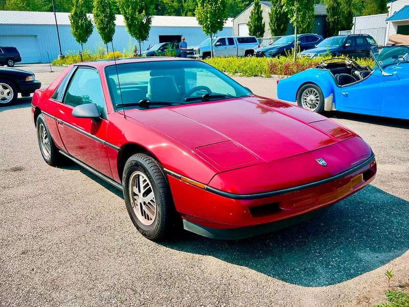 Pontiac Fiero