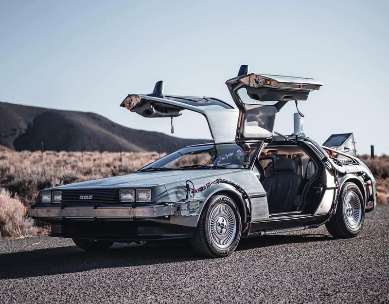 DeLorean DMC-12