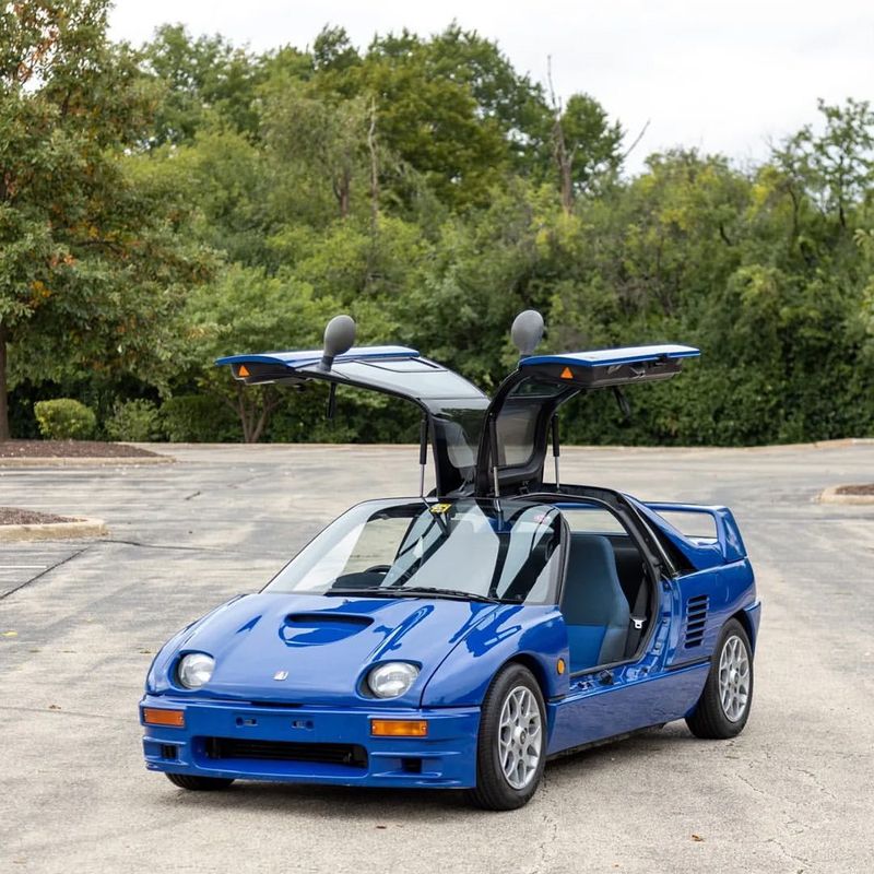 Mazda Autozam AZ-1 - Gullwing Doors