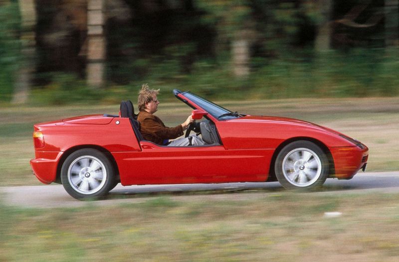 BMW Z1 - Slide Down Doors