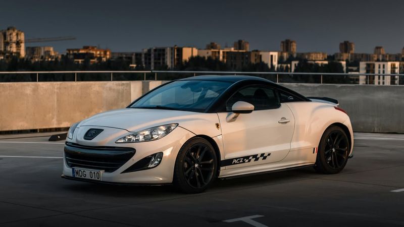 Peugeot RCZ