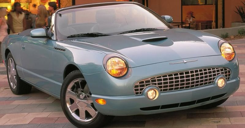 Ford Thunderbird (2002-2005)