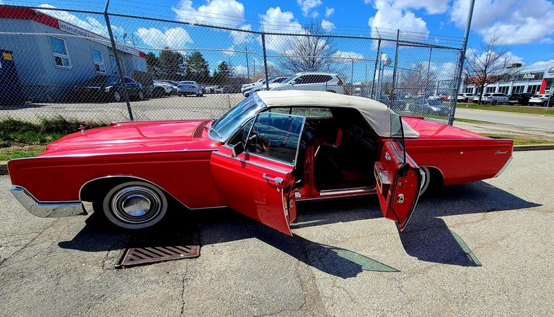 Lincoln Continental - Suicide Doors