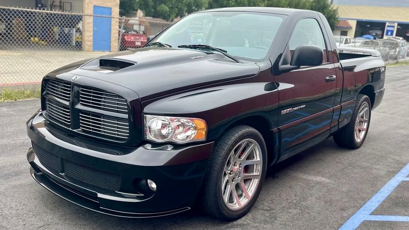2004 Dodge Ram SRT-10