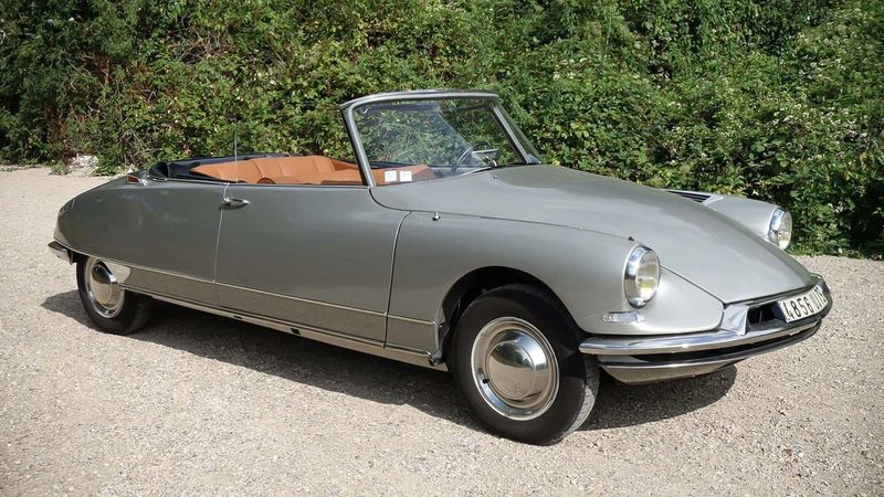 Citroën DS (1955–1975)