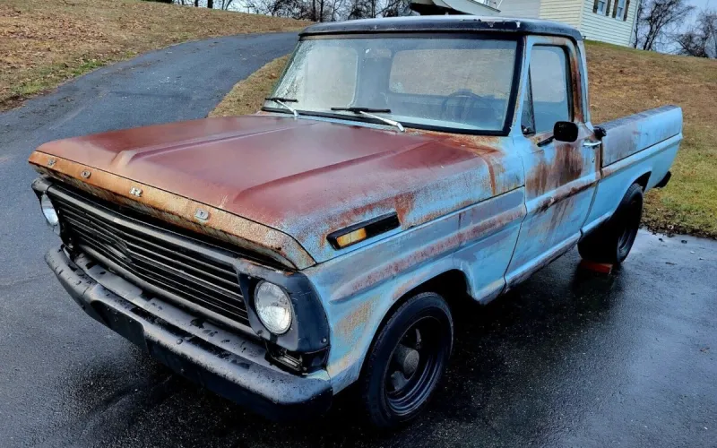 Ford F-100