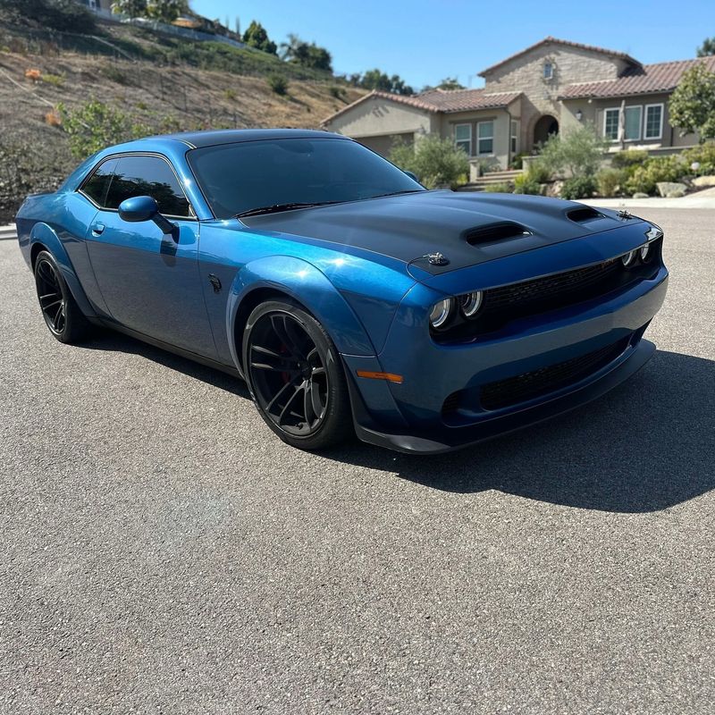 Dodge Challenger SRT Hellcat
