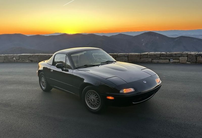 Mazda MX-5 Miata (1989–Present)