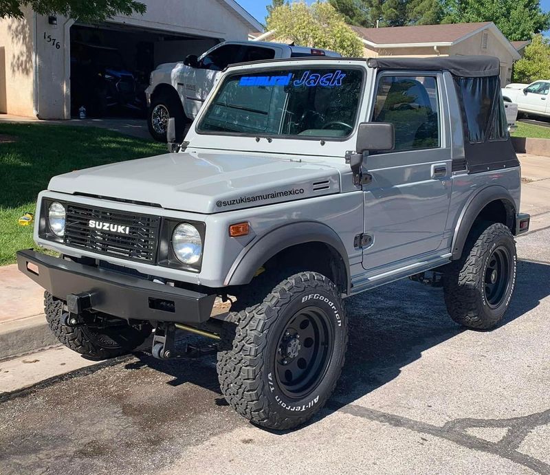Suzuki Samurai