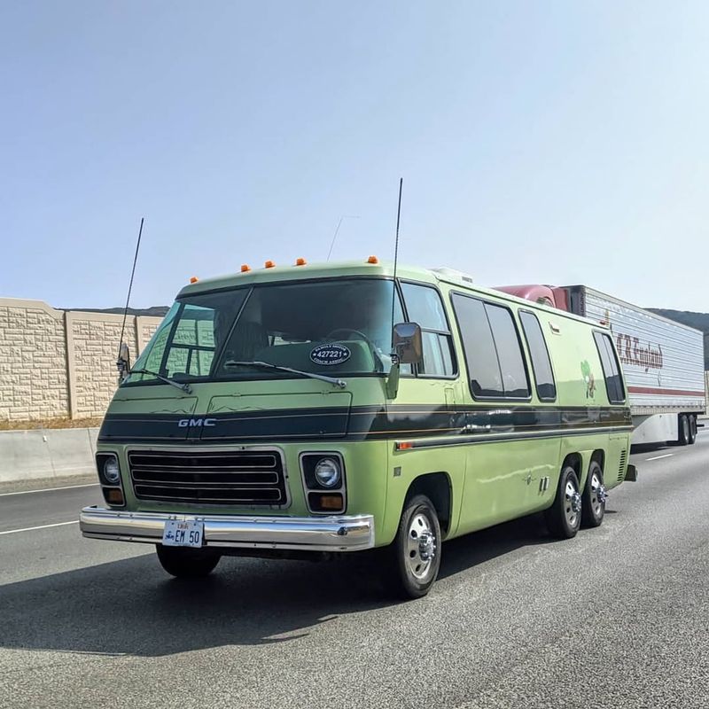 GMC Motorhome