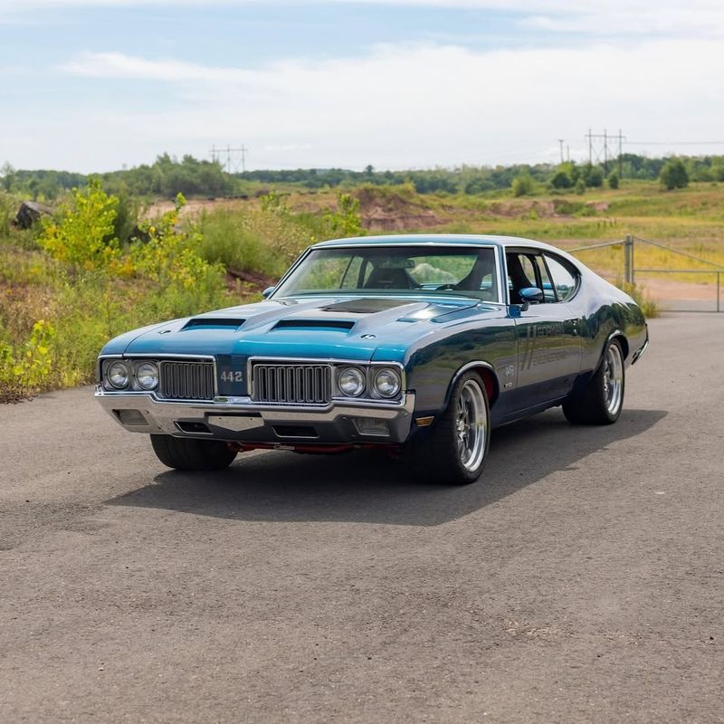Oldsmobile 442