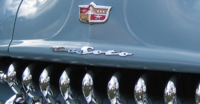 10 U.S. Car Brands That Vanished (And Why That Happened)