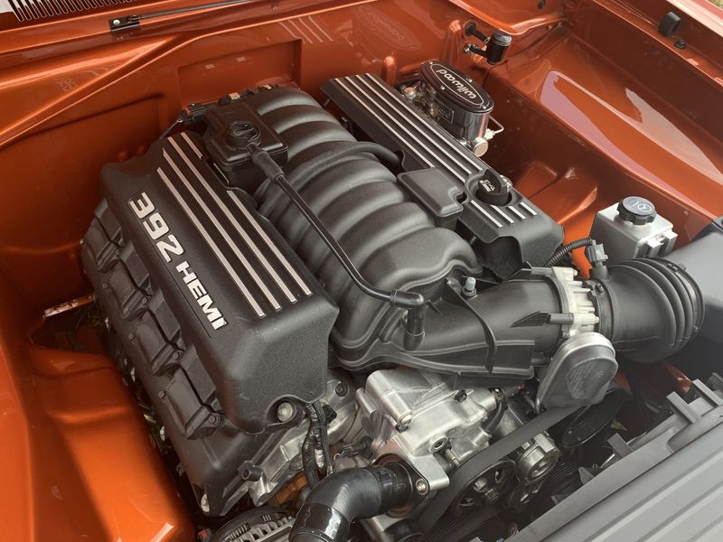 6.4L HEMI (392)