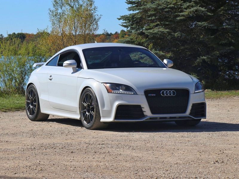 BEST #5: Audi TT RS (8J Generation)