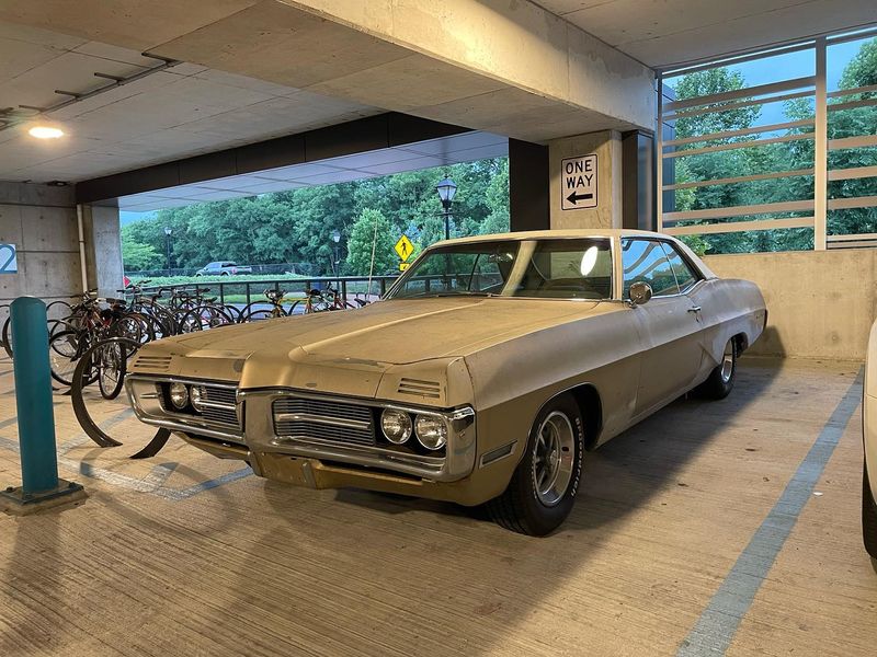 Pontiac Grand Prix: The Personal Luxury Titan