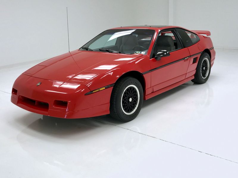 Pontiac Fiero: The Mid-Engine Mistake