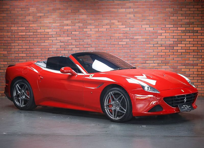 Ferrari California T