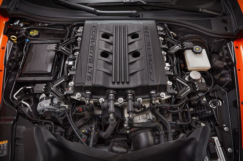 Chevrolet Corvette ZR1 LT5 V8 - 755 HP