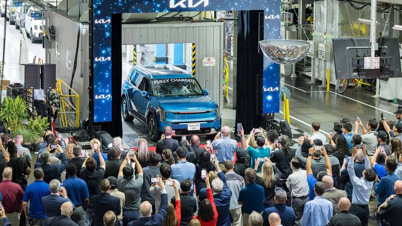 Showcasing Innovation: EV Events and Expos