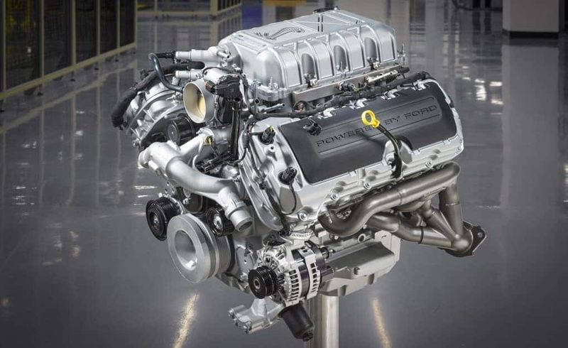 Ford GT500 Predator V8 - 760 HP