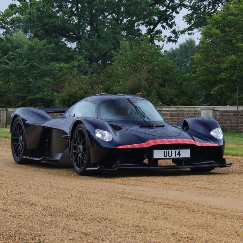 Aston Martin Valkyrie: The 11,100 RPM Screamer