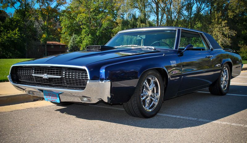 Ford Thunderbird: The Personal Luxury Battleship