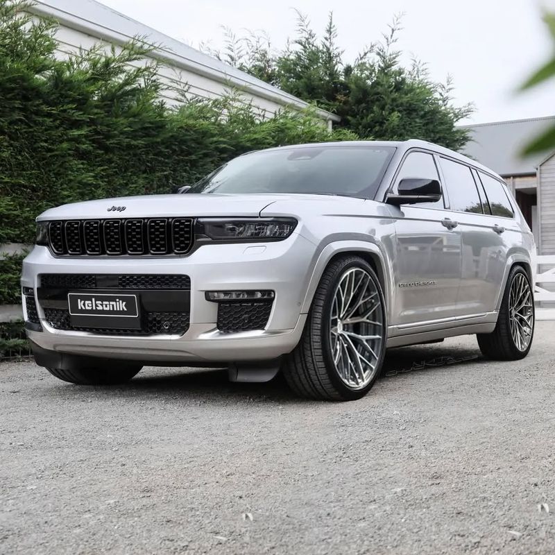 Minnesota – Jeep Grand Cherokee