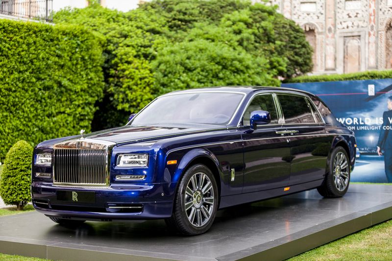 Phantom Limelight: Celebrity Treatment