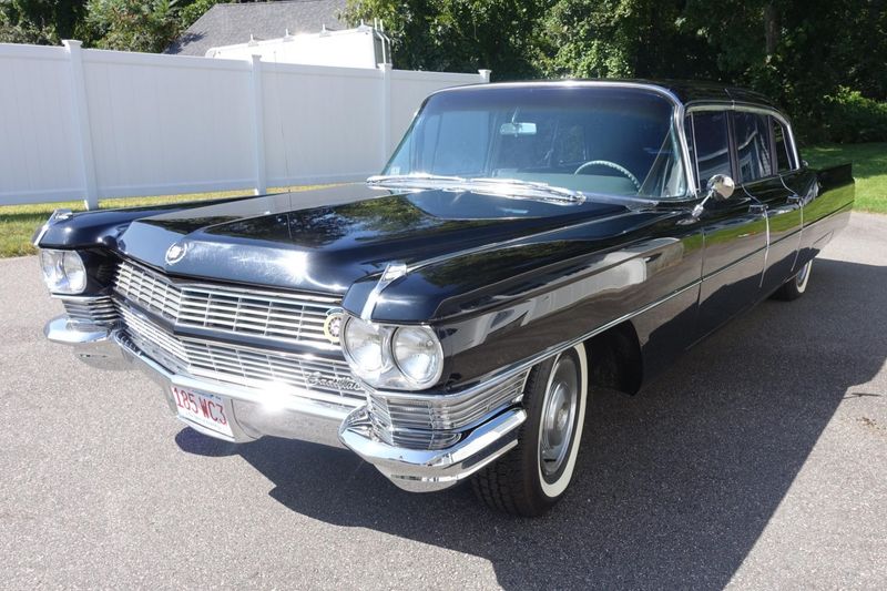 Cadillac Fleetwood 75: The Limousine Legend