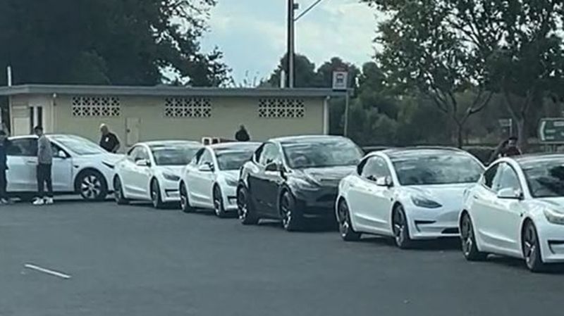 Charging Station Traffic Jams