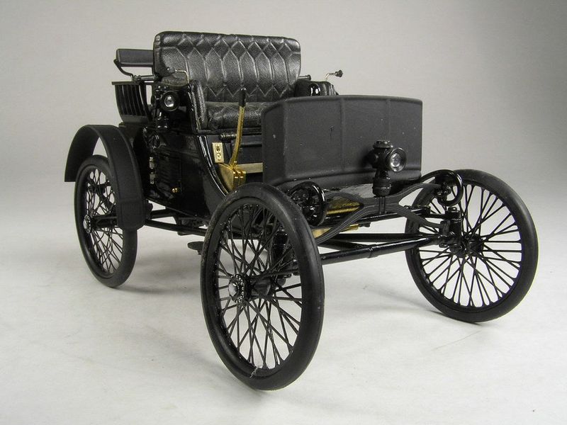 Packard: Luxury Pioneer Couldn't Survive the Merger