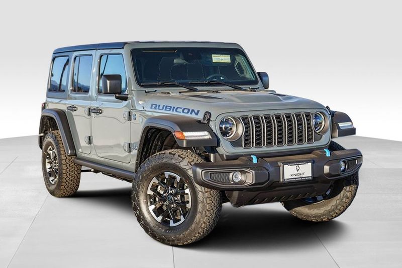 Jeep Wrangler 4xe Rubicon: Open-Air Doggy Paradise
