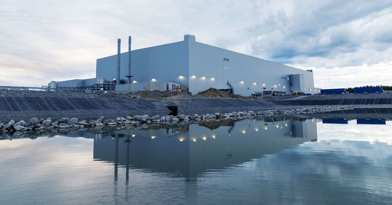 Manufacturing Creates Massive Water Pollution