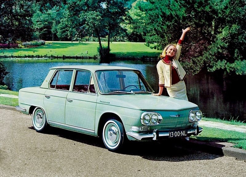 Hino Contessa