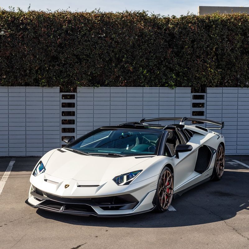 Lamborghini Aventador SVJ