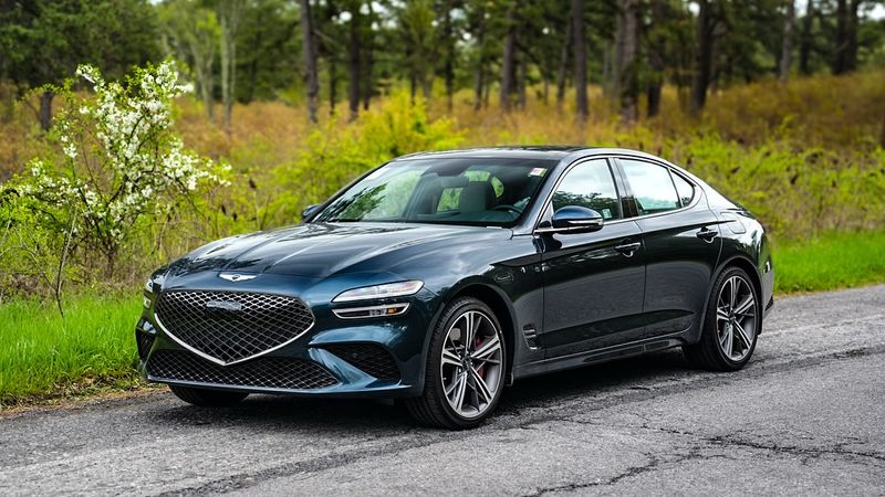 Genesis G70