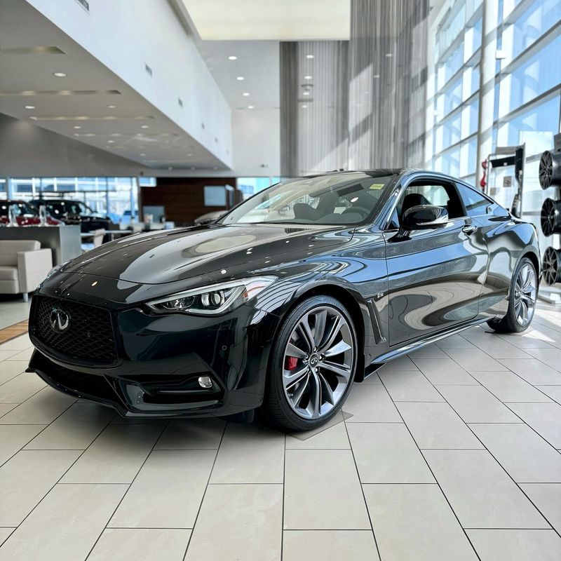 Infiniti Q60