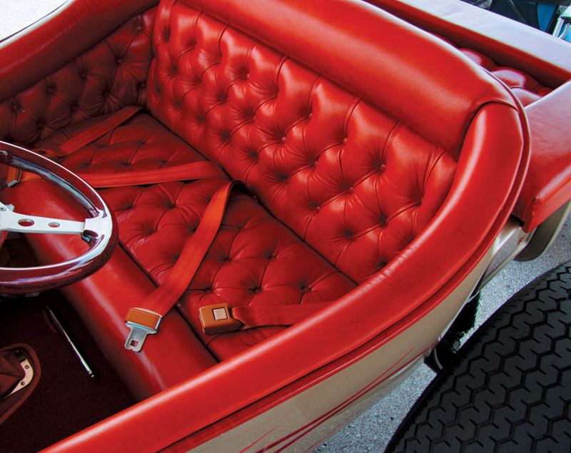 Non-Retracting Seat Belts
