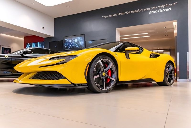 Ferrari SF90 Stradale