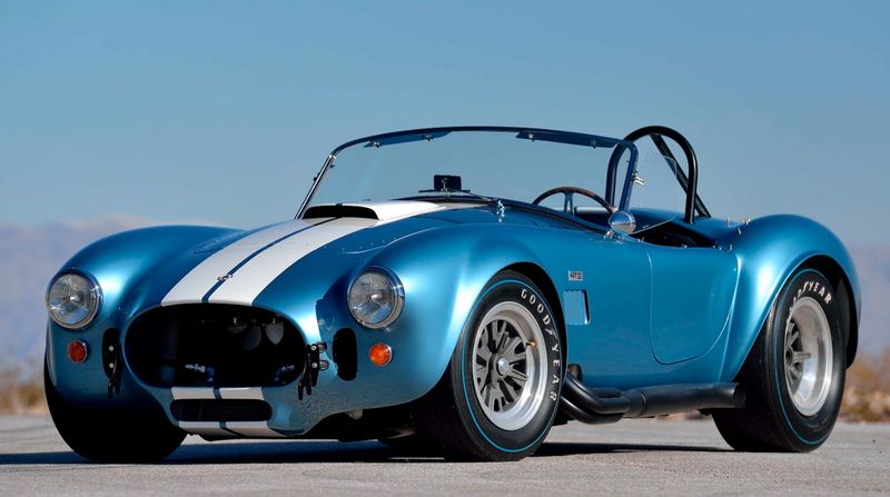 Shelby Cobra: Carroll's Ferrari Fighter
