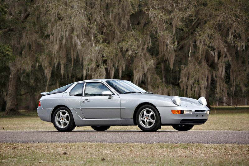 Porsche 968